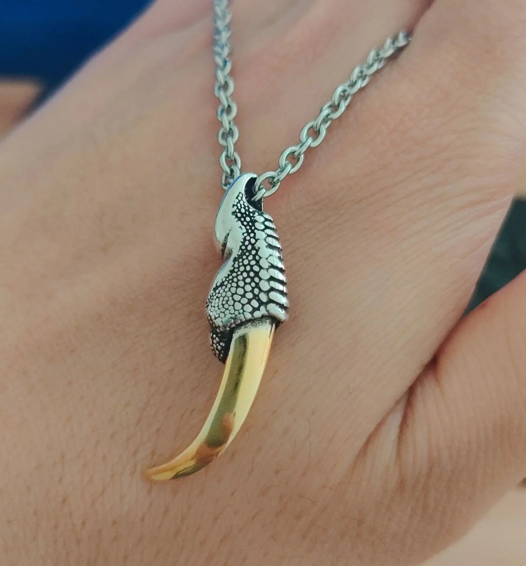 Vintage Punk Dragon Claw Pendant Necklace for Men Personality Biker Pendant Hip Hop Rock Party Jewelry Gifts