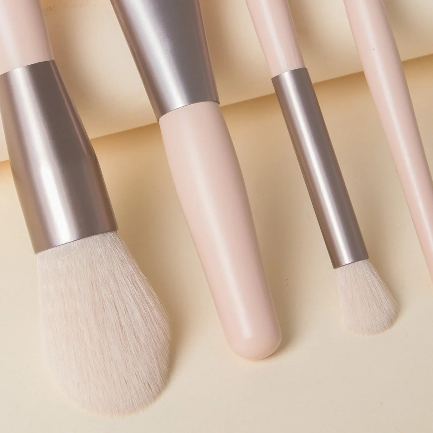 New 8Pcs Makeup Brush Set Makeup Concealer Brush Blush Loose Powder Brush Eye Shadow Highlighter Foundation Brush Beauty Tools