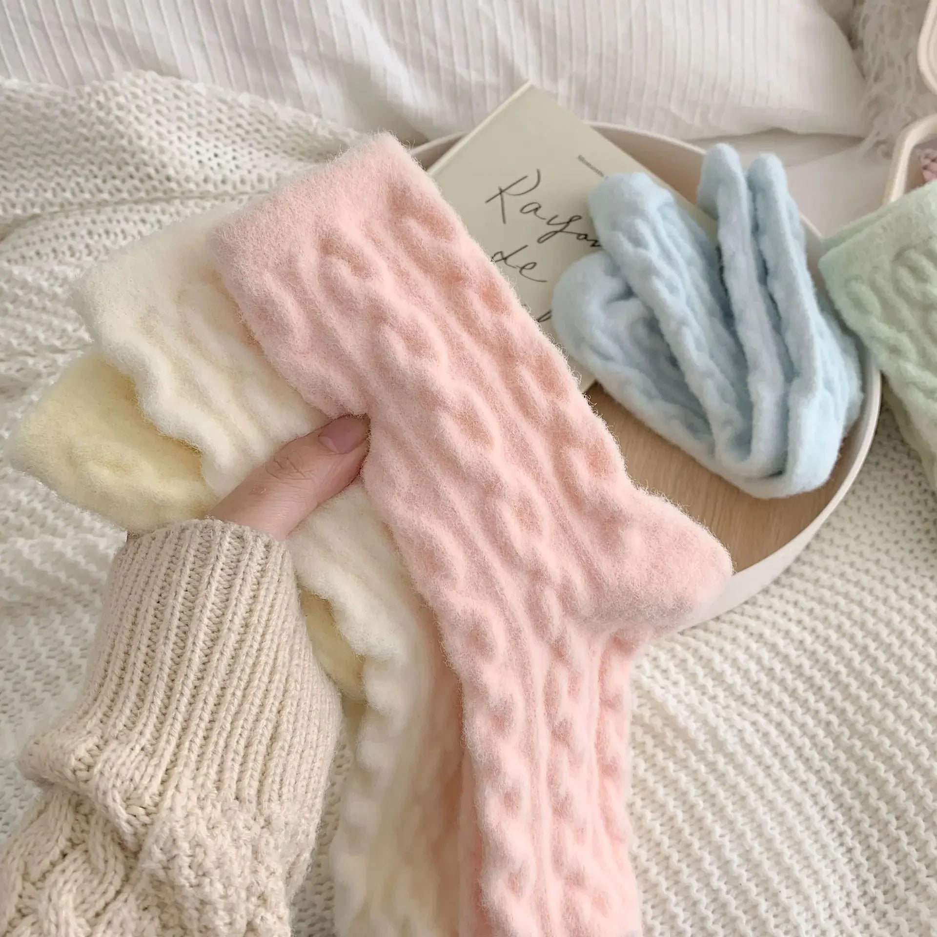 Winter Warm Coral Fleece Socks Women Solid Loose Sleeping Sock Velvet Home Fluffy Stocking Thicken Thermal Sox Calcetines