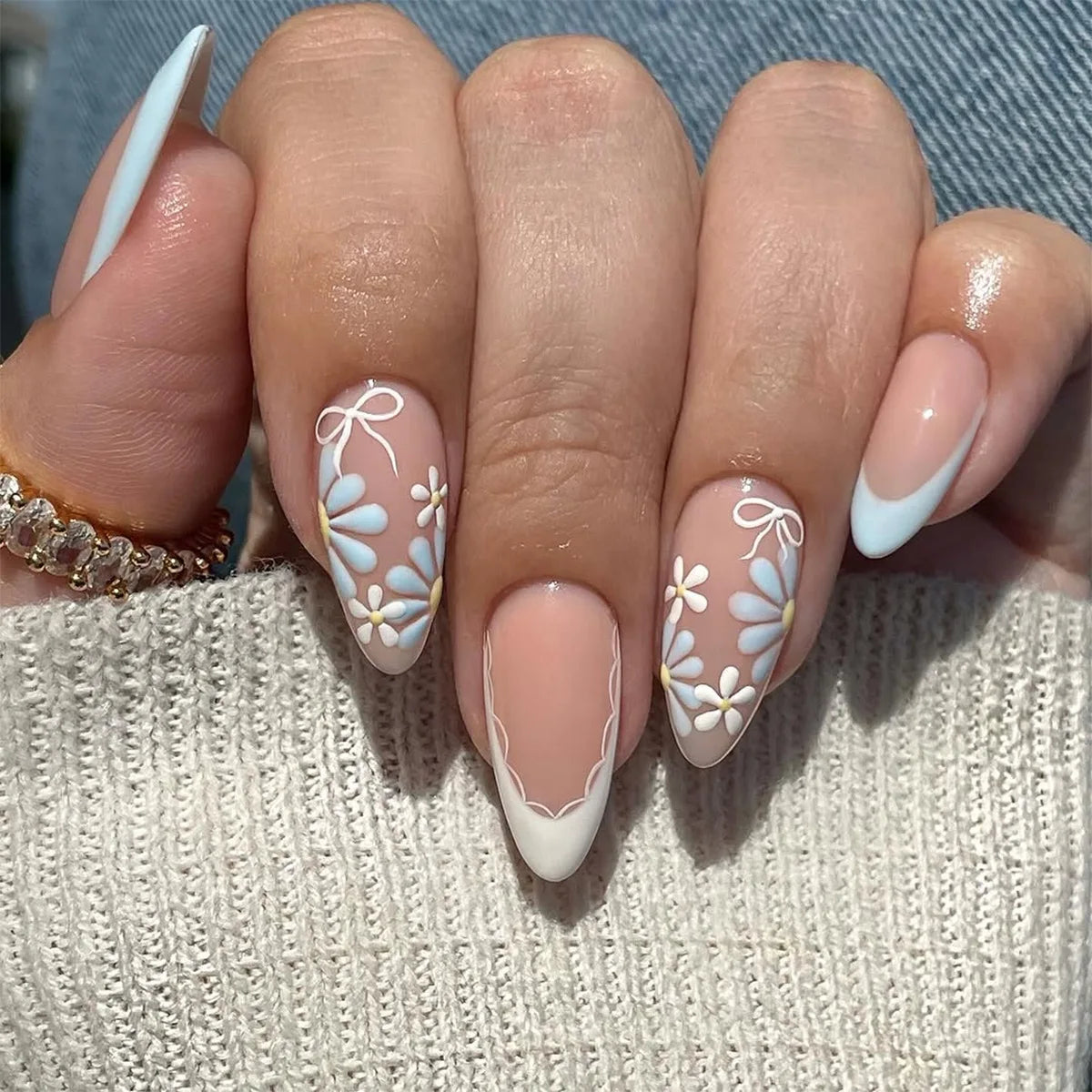 24Pcs 3D Flower Almond Nail Set Press on Nails with 3D Wave Drill False Nails French Tip Full Cover Artificial Nails Art Tips