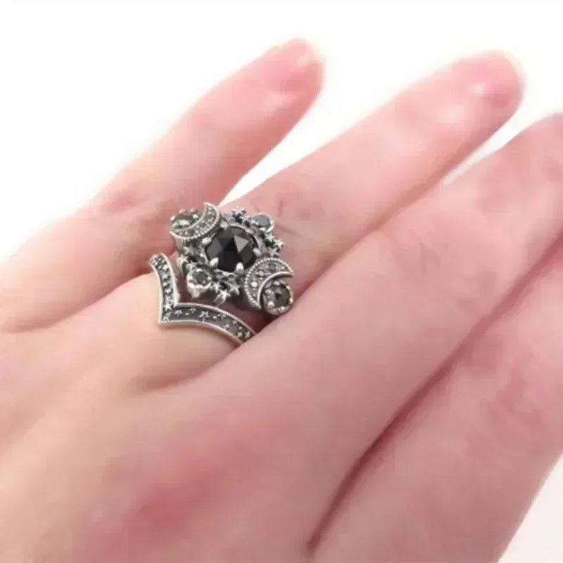 Punk Skull Retro Gothic Rings for Women Men Halloween Goth Witchcraft Accessories Purple Color Rings Fashion Jewelry Gifts
